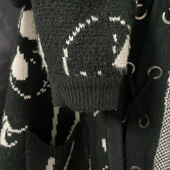 Disney Cardigan - Picture 5 of 7